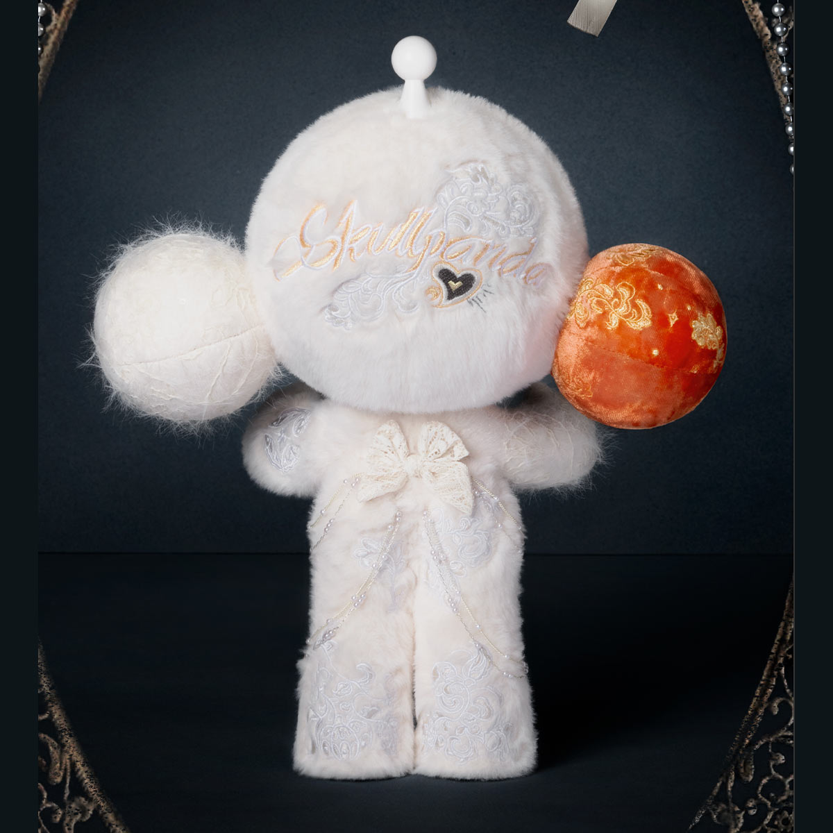 MEGA α SKULLPANDA 400% White Moon