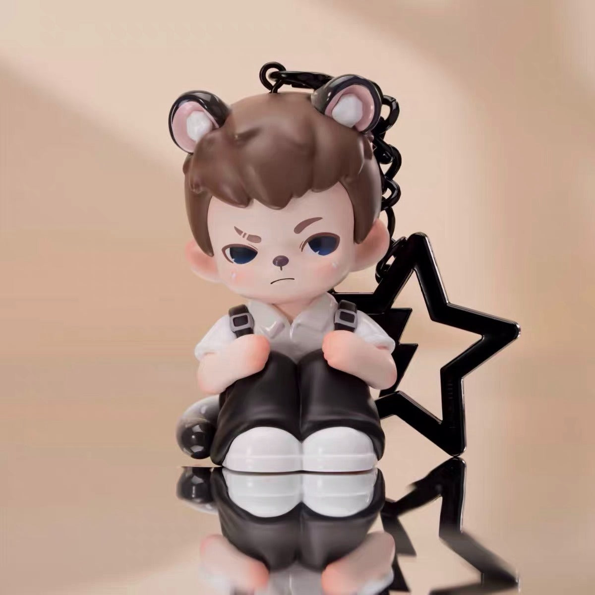 TNTSPACE Rayan loves the series of hanging and trendy blind boxes