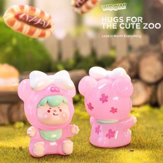 WOOW, the little cutie wants a hug