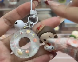 DIY key chain bag charm choose color in the live stream