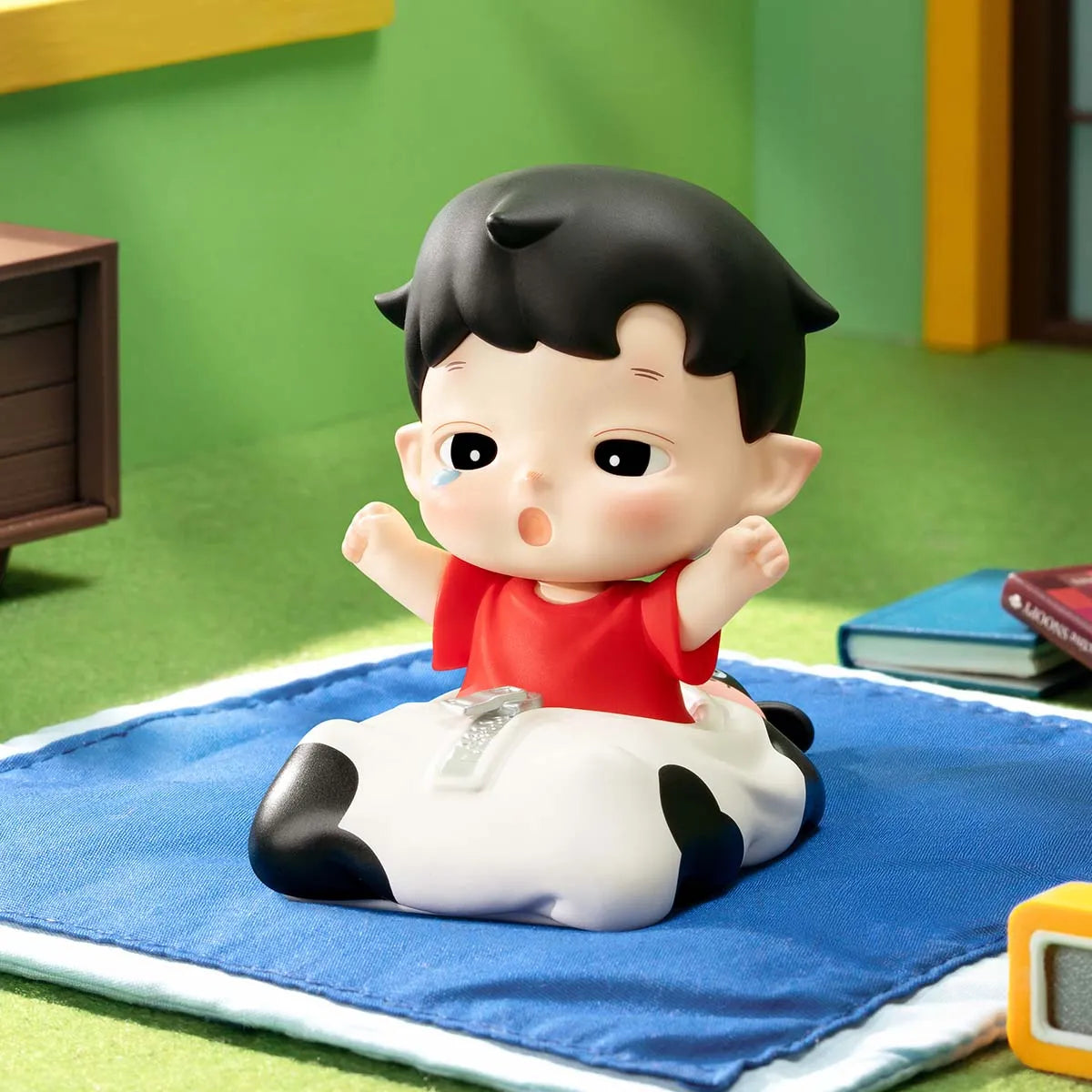 HACIPUPU x CRAYON SHINCHAN One Day in Kasukabe Series Figures