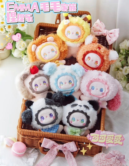 Emma's Secret Forest Fury Family Plush Pinch Music Blind Box