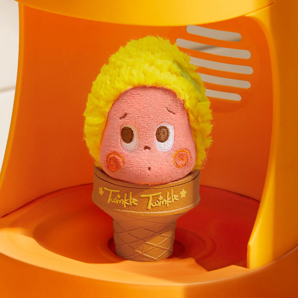 Twinkle Twinkle  MOON GELATO Series-Ice Cream Plush Pendant Blind Box