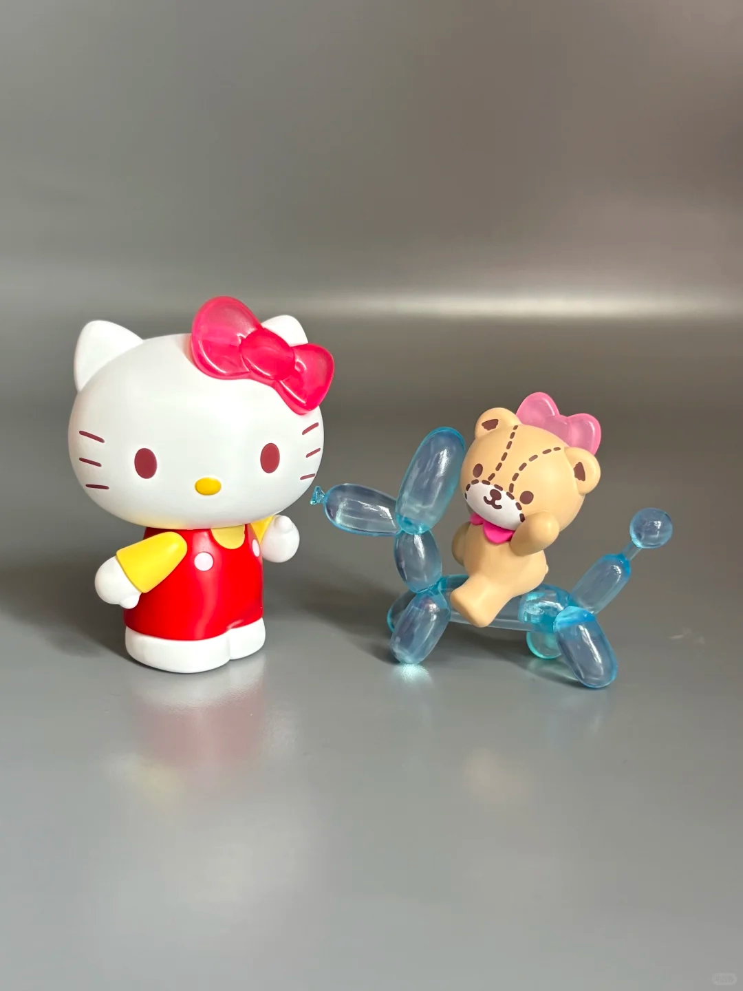 Sanrio Hello Kitty Balloon Celebration Series