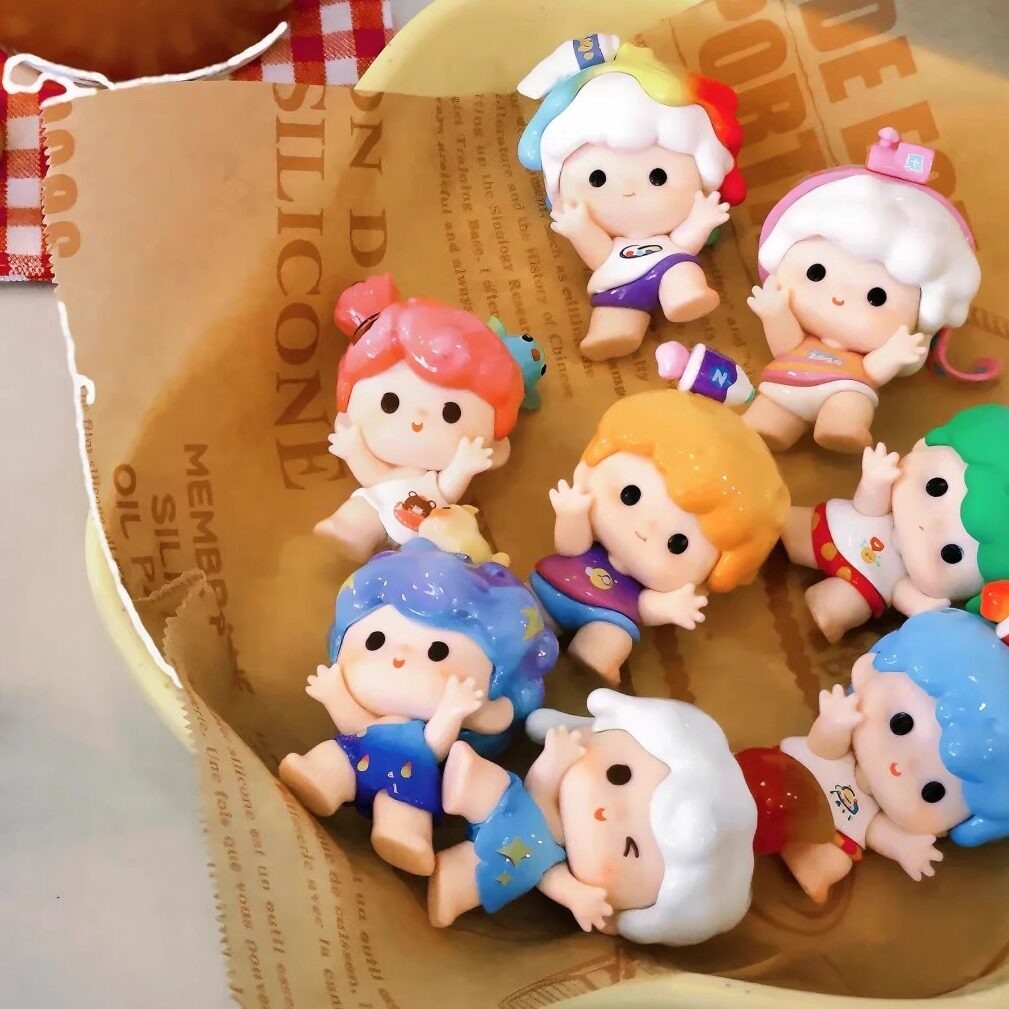 ZOZOYOYO's "Going Global" Mini Blind Box Series