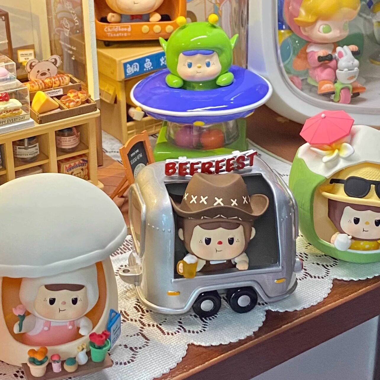 BlackToys BAO BAO Full Pocket Store Collection